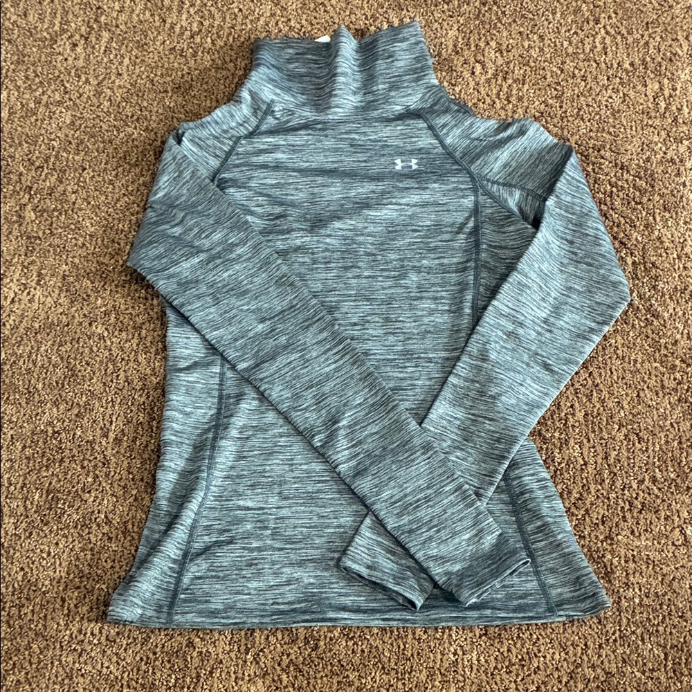 Under Armour Women's Heathered Gray Long Sleeve Tee